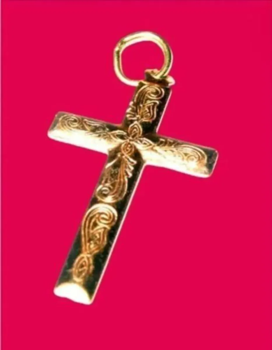 Vintage 9ct Gold Scroll Cross - Image 3
