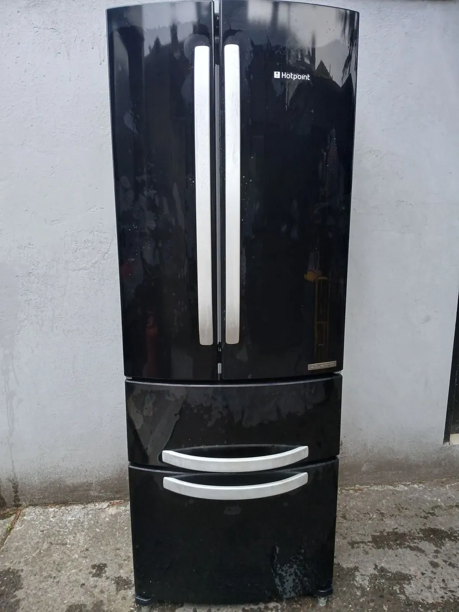 HOTPOINT FRIDGE AND FREEZER - Image 4