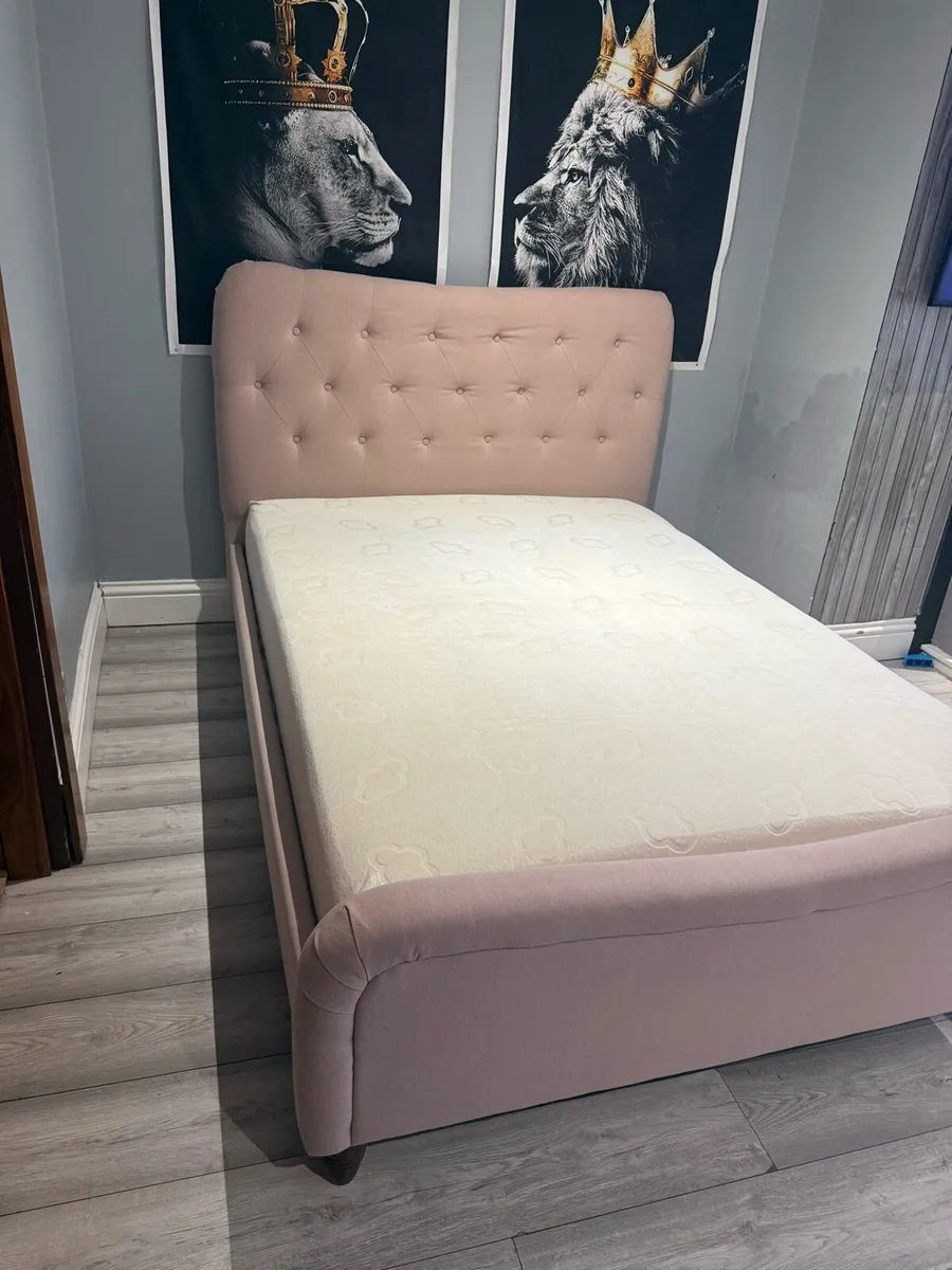 Double bed and mattress - Image 3