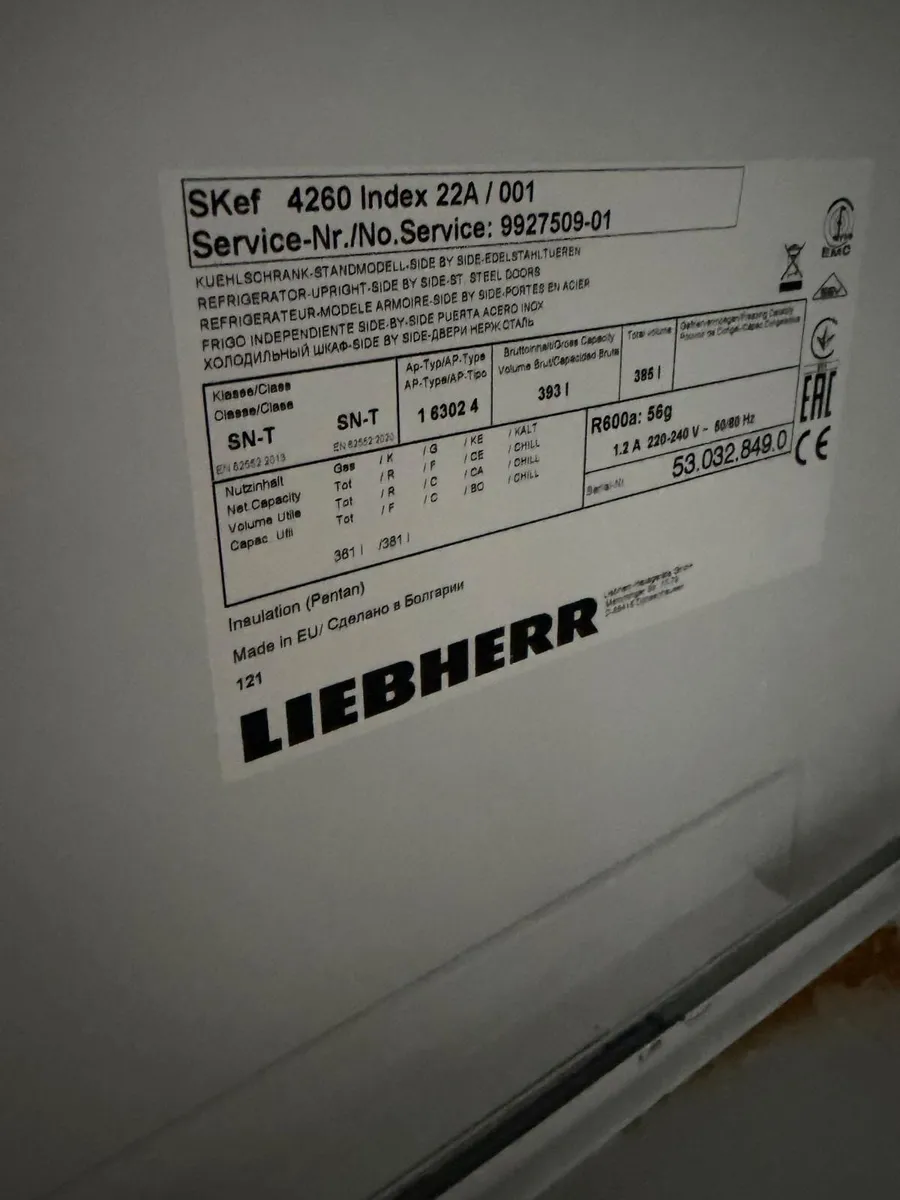 Liebherr Fridge and freezer - Image 3