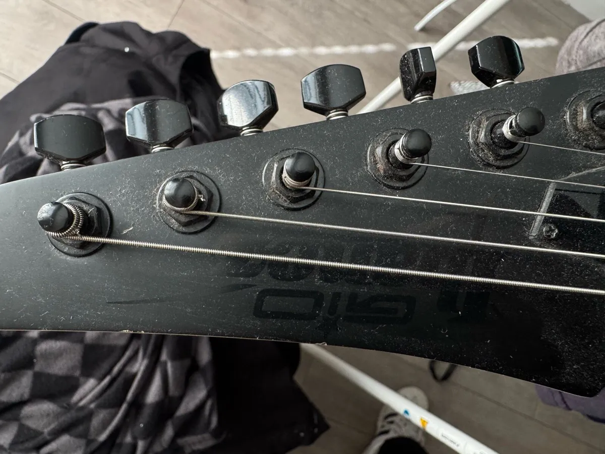Ibanez guitar - Image 3