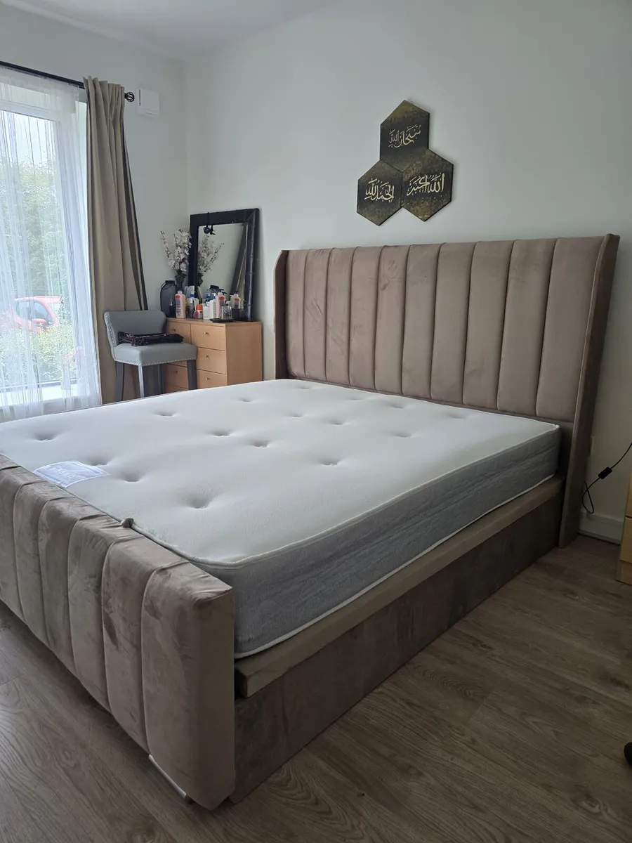 Bed - Image 4