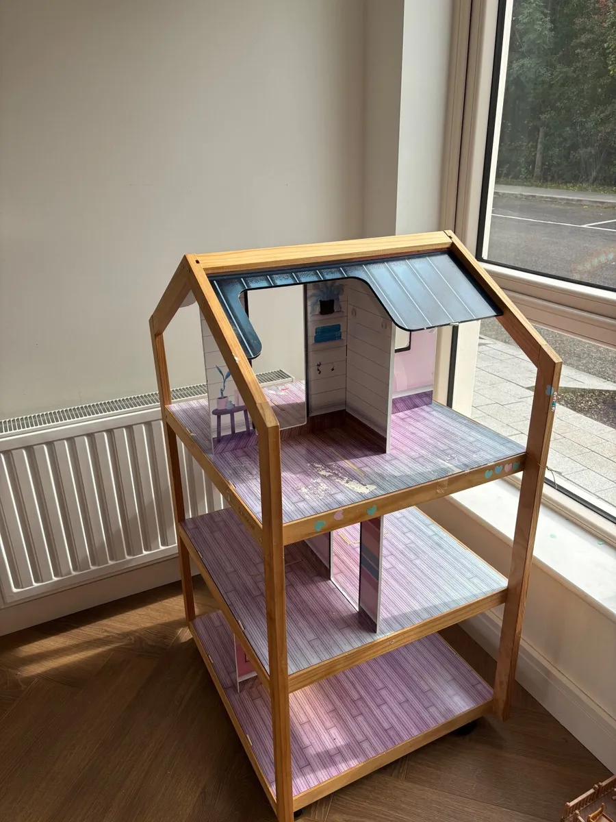 Kidcraft children’s play house - Image 3