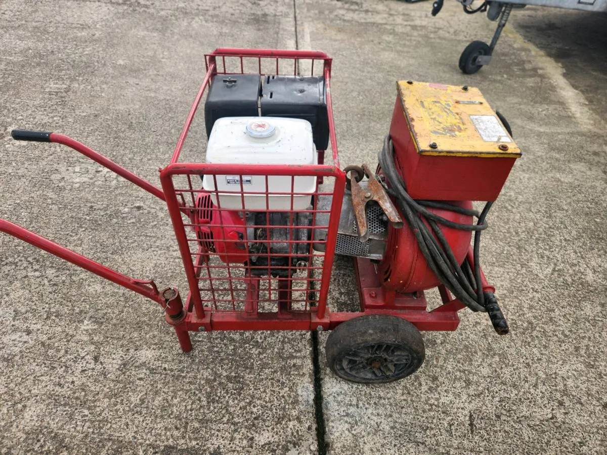 Welder - Image 1