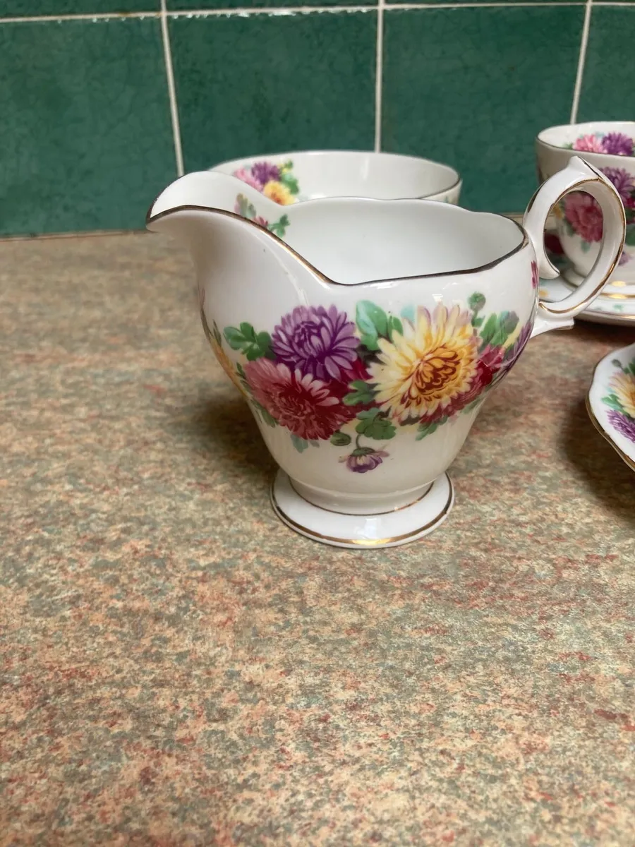 Tea Set - Queen Anne Fine Bone China -Autumn Glory - Image 4