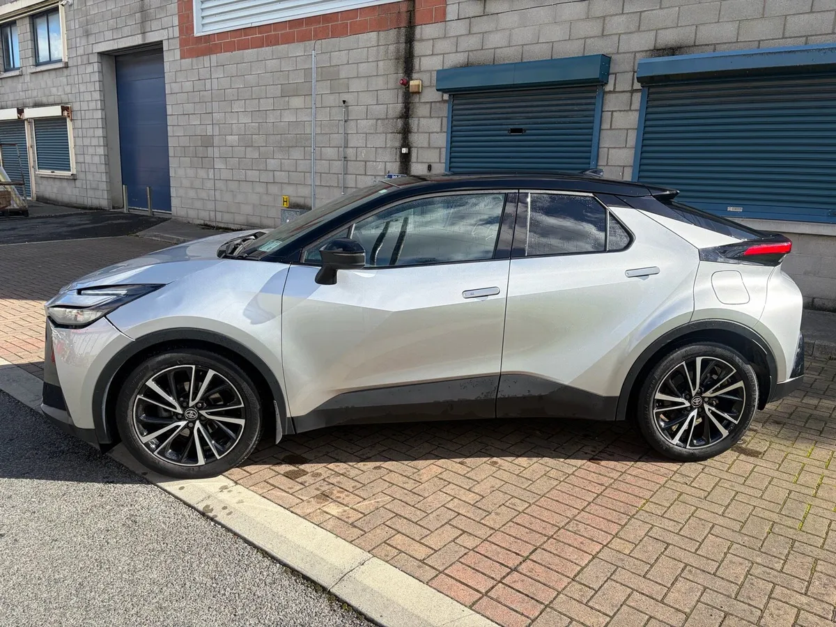 Toyota CHR 1.8 Auto Hybrid Cat ‘D’ - Image 4