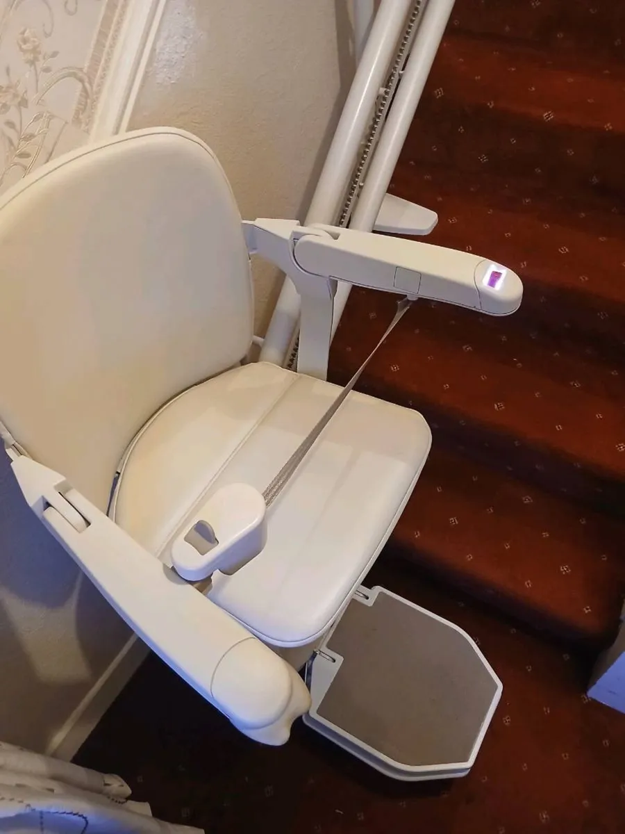 Stair lift - Image 1
