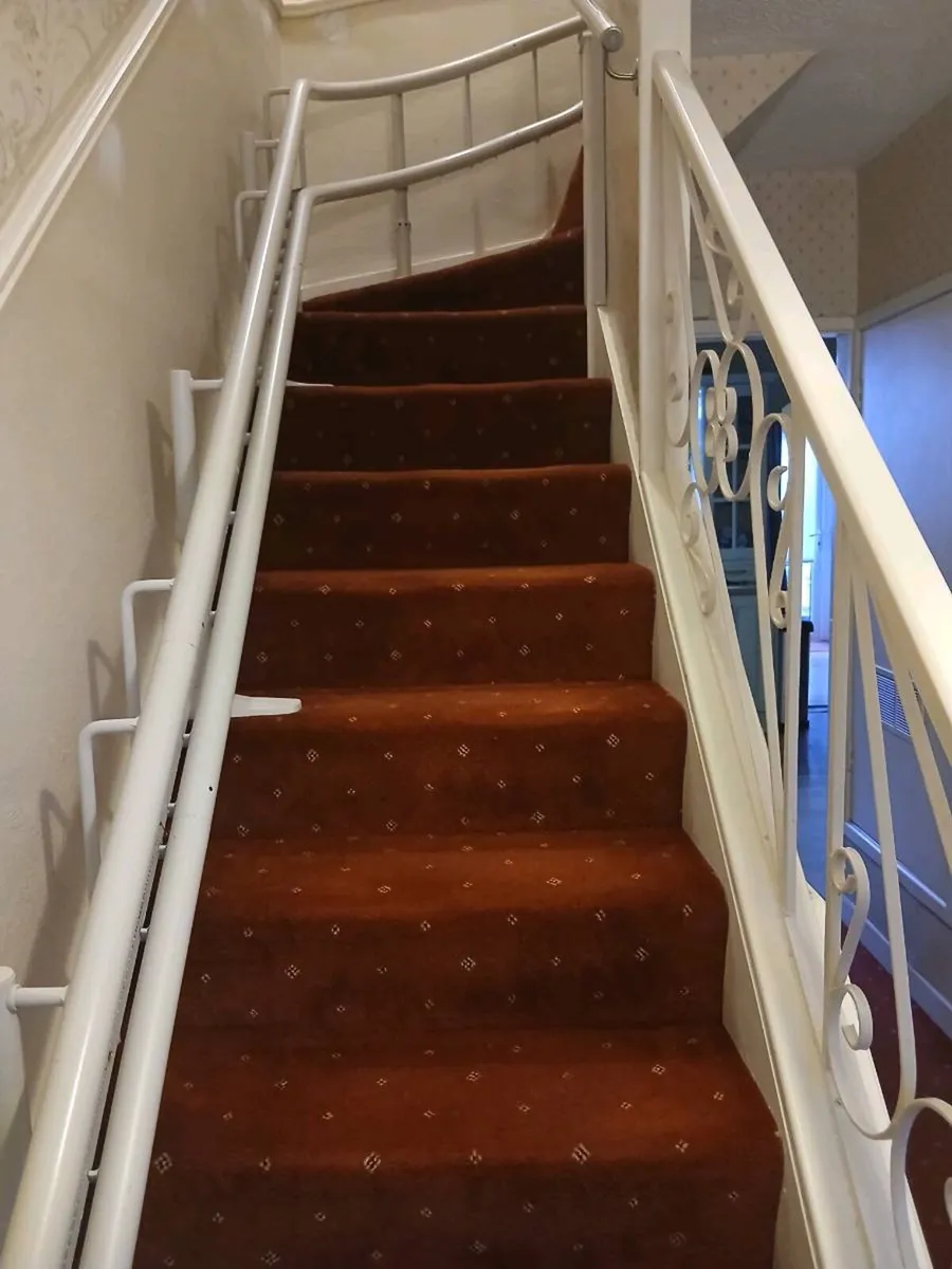 Stair lift - Image 4
