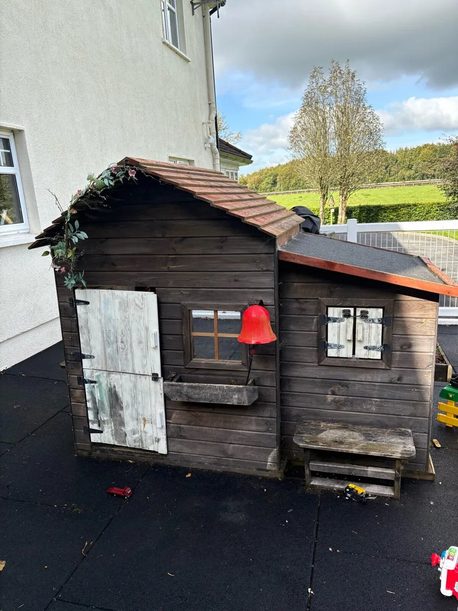 Child’s play house - Image 1