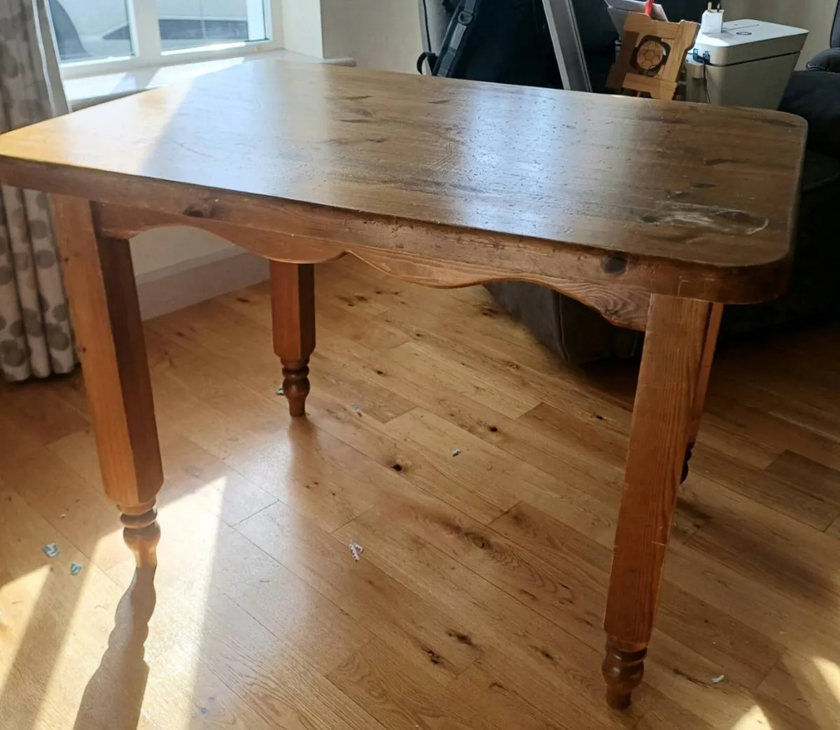 Small wooden table - Image 1