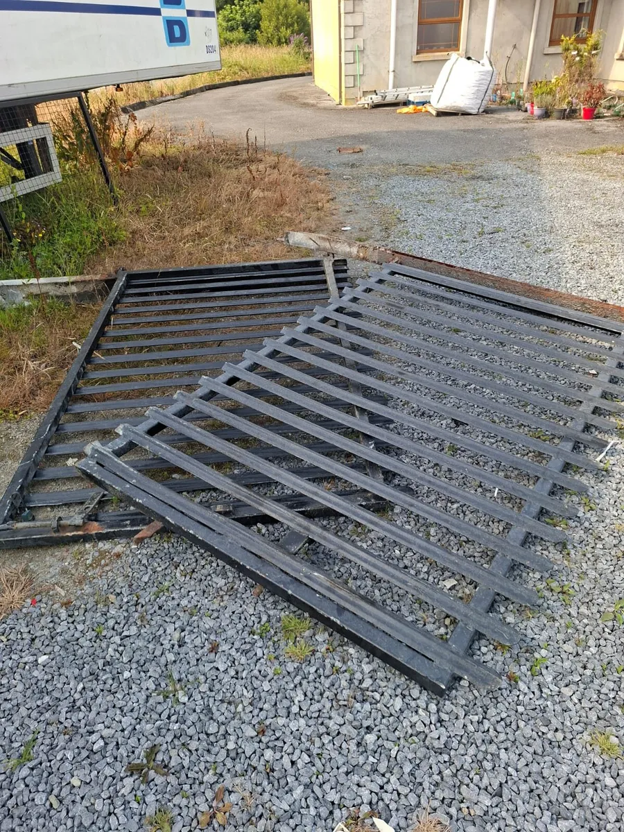 HEAVY DUTY PALISADE / SECURITY GATES – 14FT WIDE - Image 2