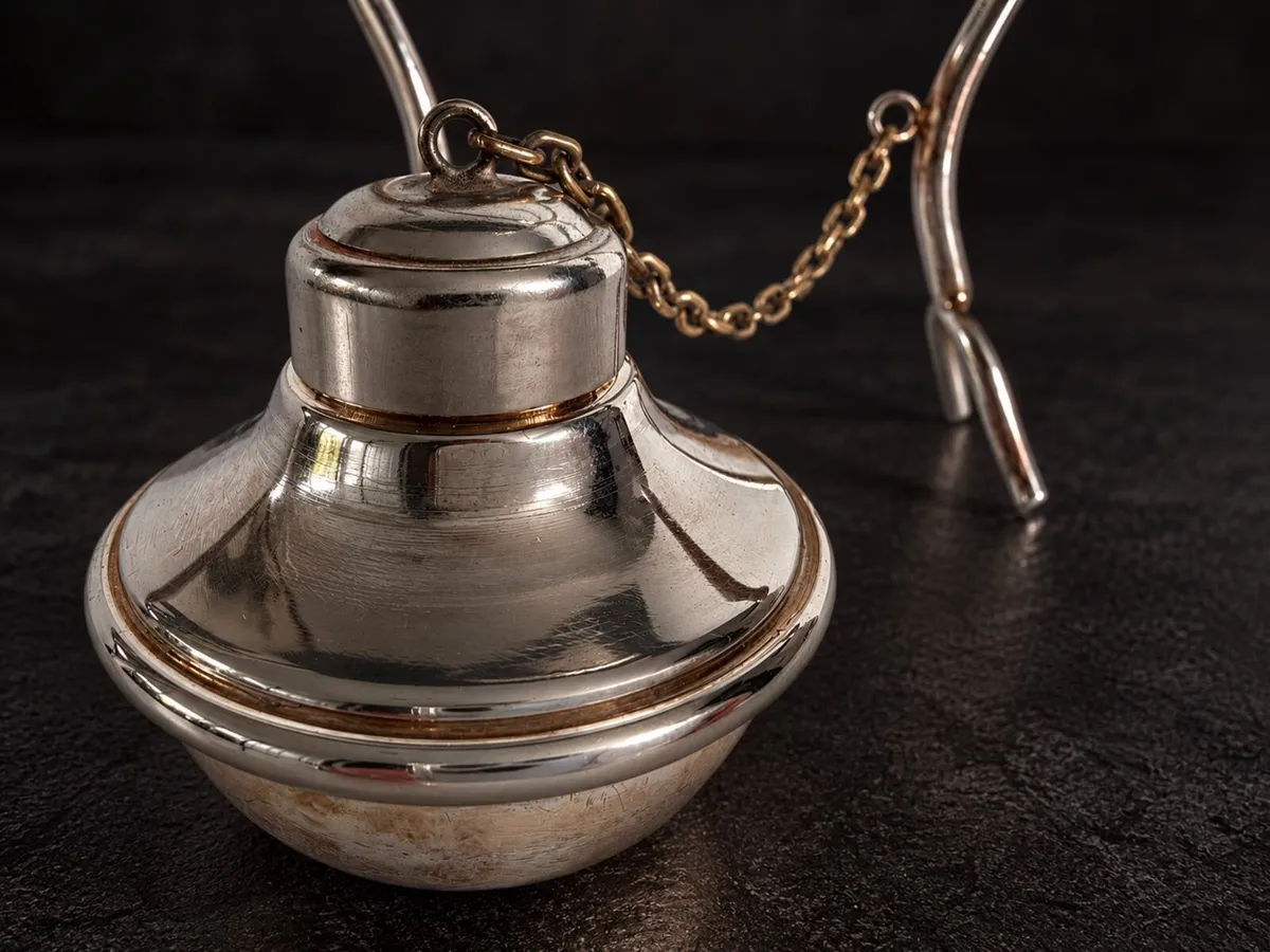 Vintage Tabletop Spirit Burner - Image 2