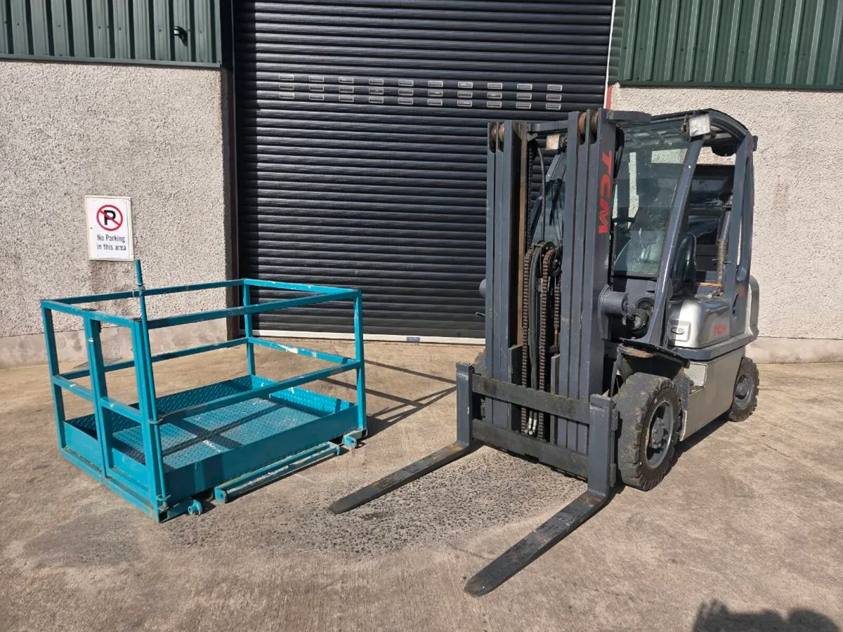 Forklift no vat - Image 1