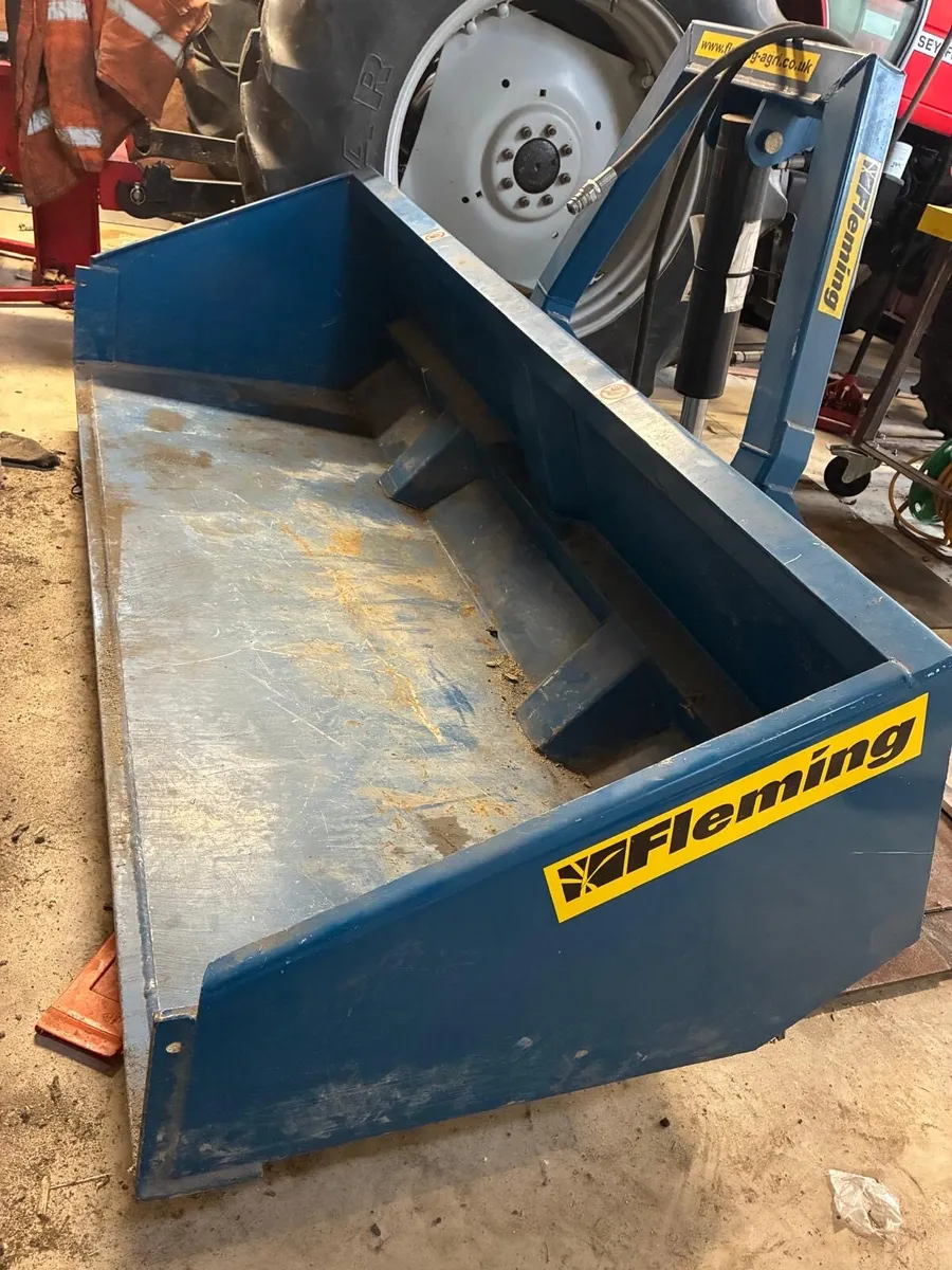 Buckets/attachments - Image 4