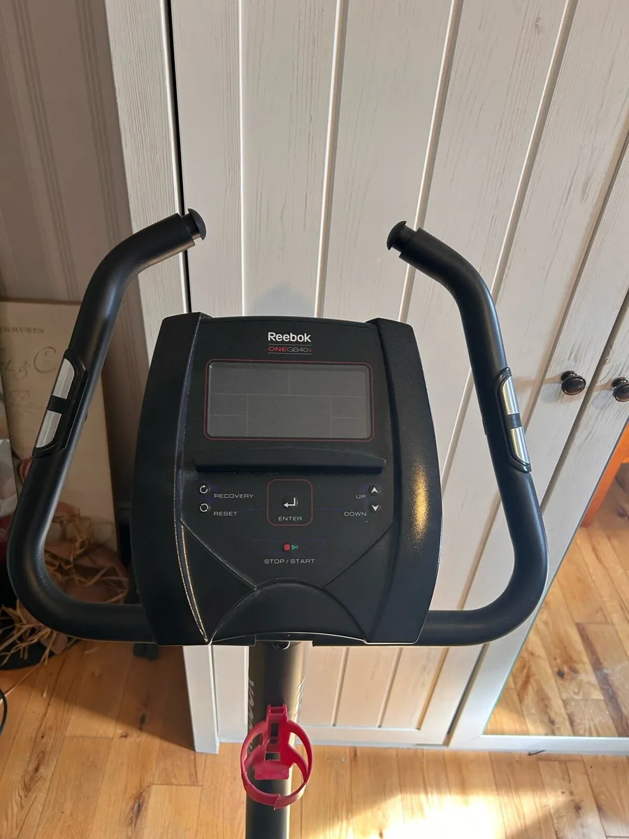 Reebok ONE BG40 excerise bike - Image 1
