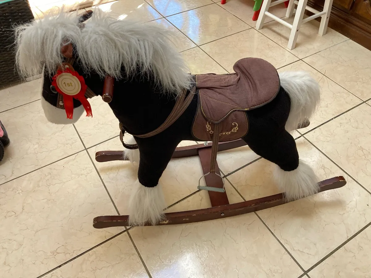 Rocking horse and Pink push along car - Image 3