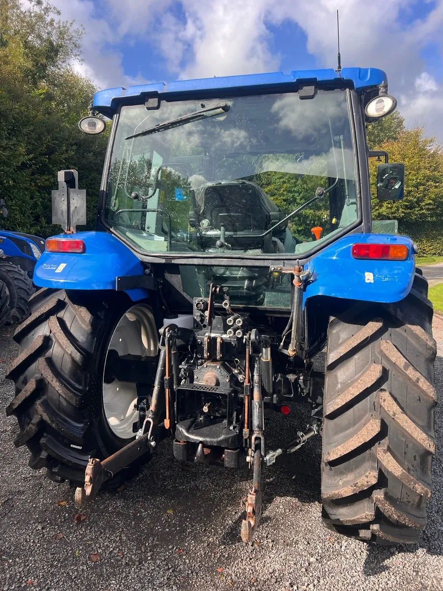 New Holland T5050 - Image 4