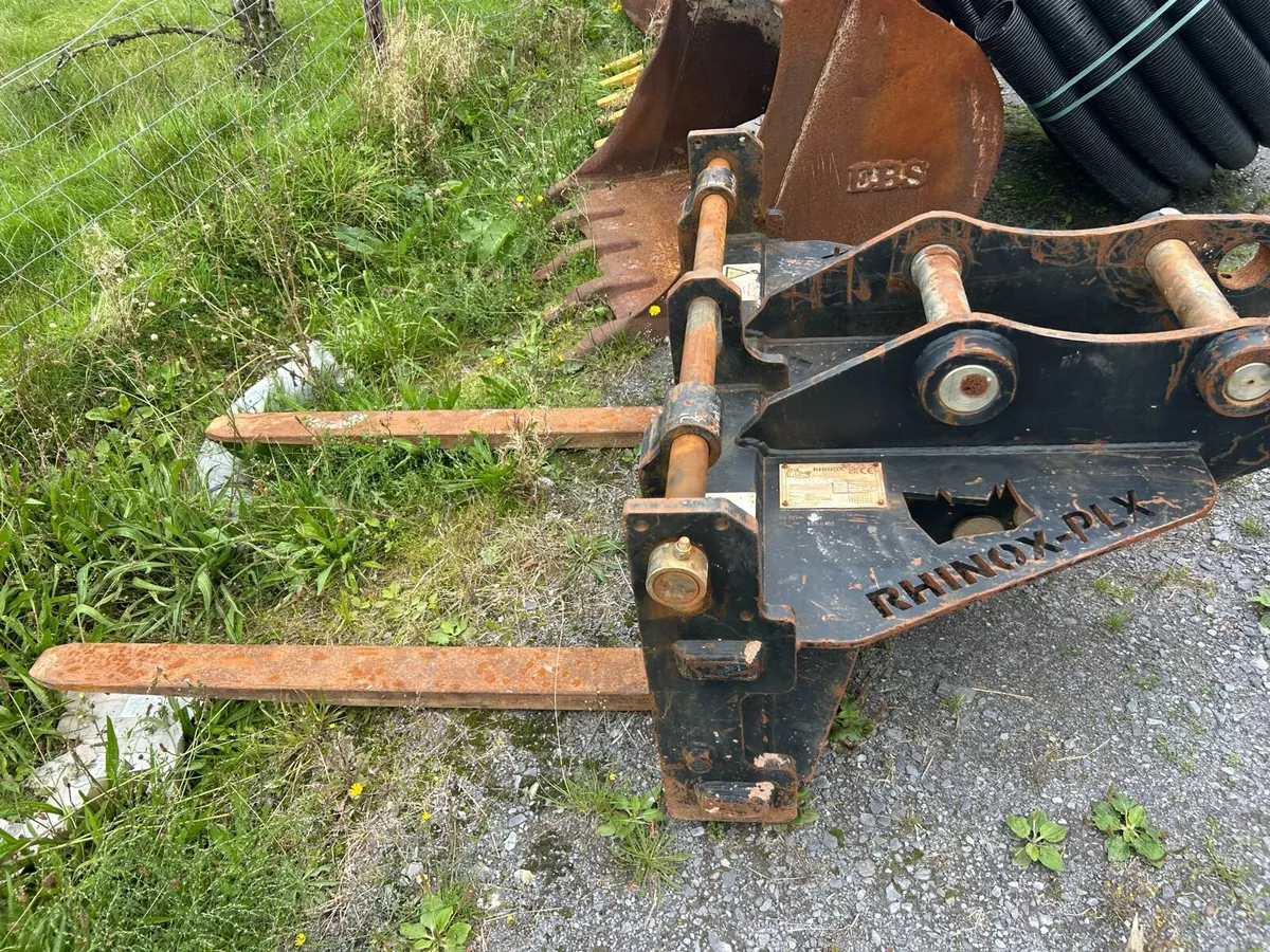 Buckets/attachments - Image 2