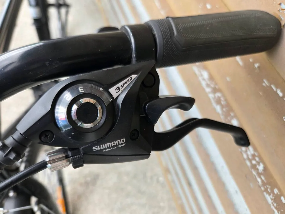 Trek fx hybrid bike - Image 3