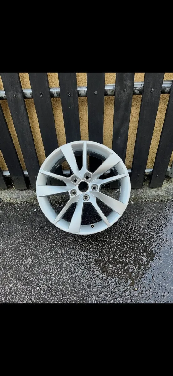 17” Skoda Octavia 2018 Alloy Wheels - Set of 4 - Image 3