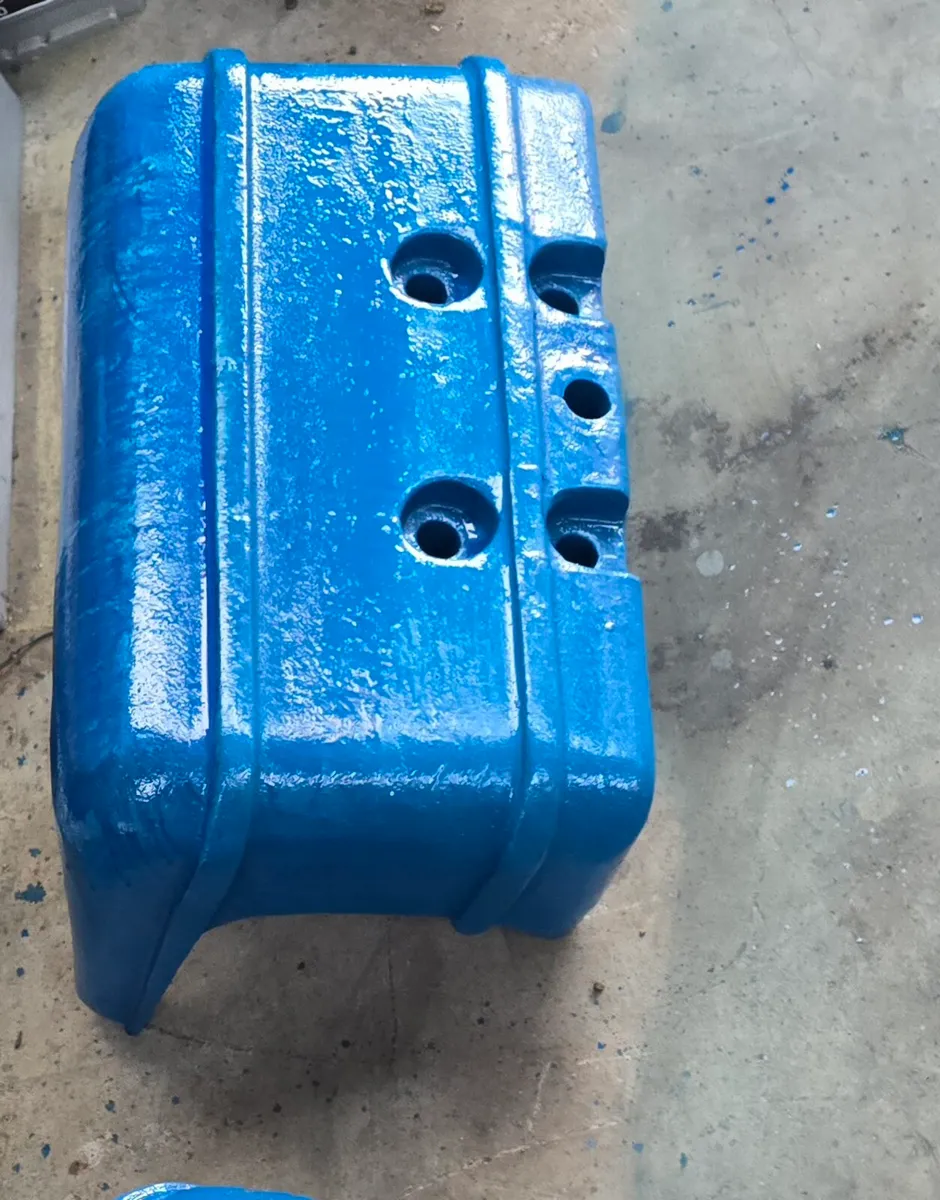 Ford county tractor weight blocks - Image 3