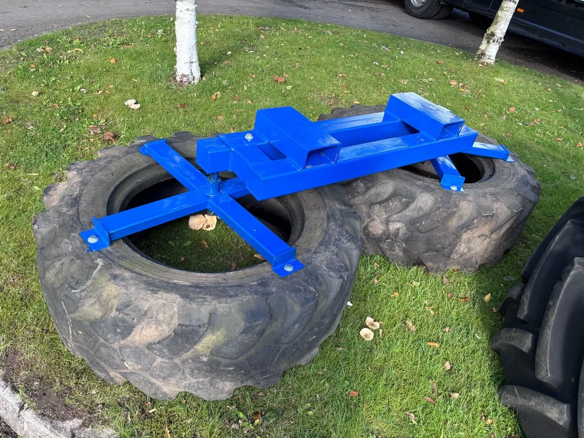 Silage pusher - Image 1