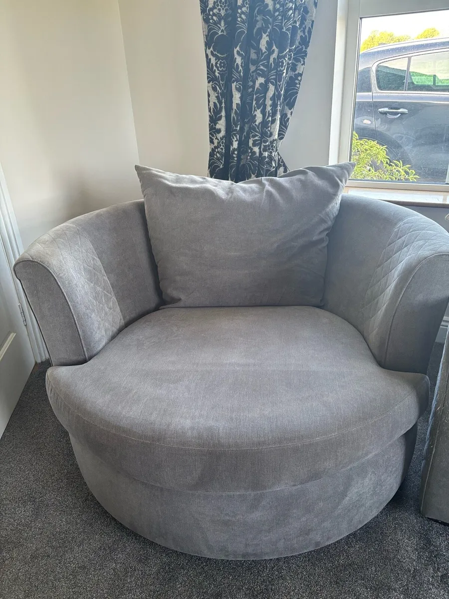 Swivel Couch Chair