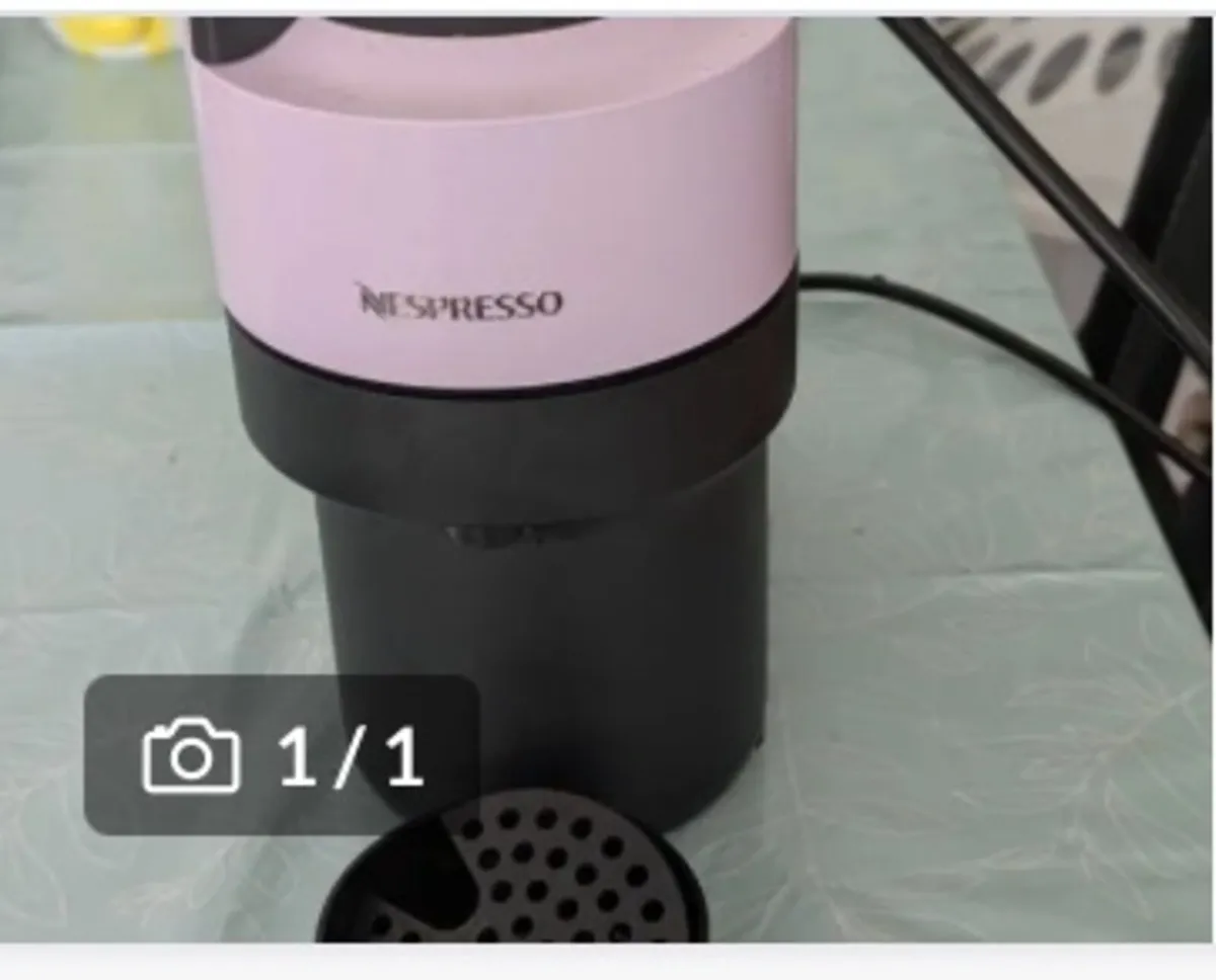 AIRFRYER PLUS NESPRESSO COFFE MACHINE(NEVER USED) - Image 2