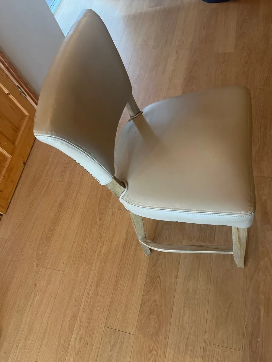 2 Kitchen Bar Stools - Image 2