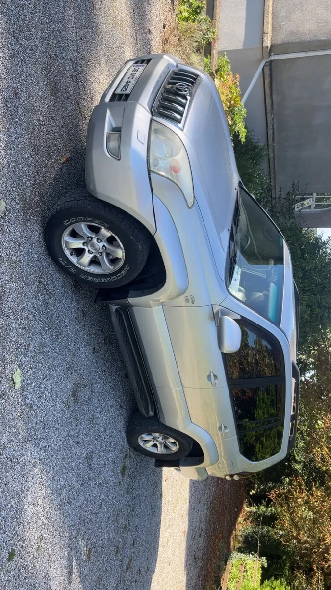 Toyota Land Cruiser 2006 - Image 2