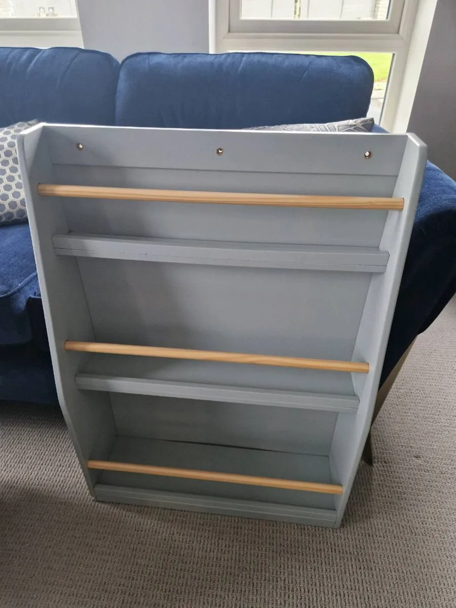 Kids Bookshelf