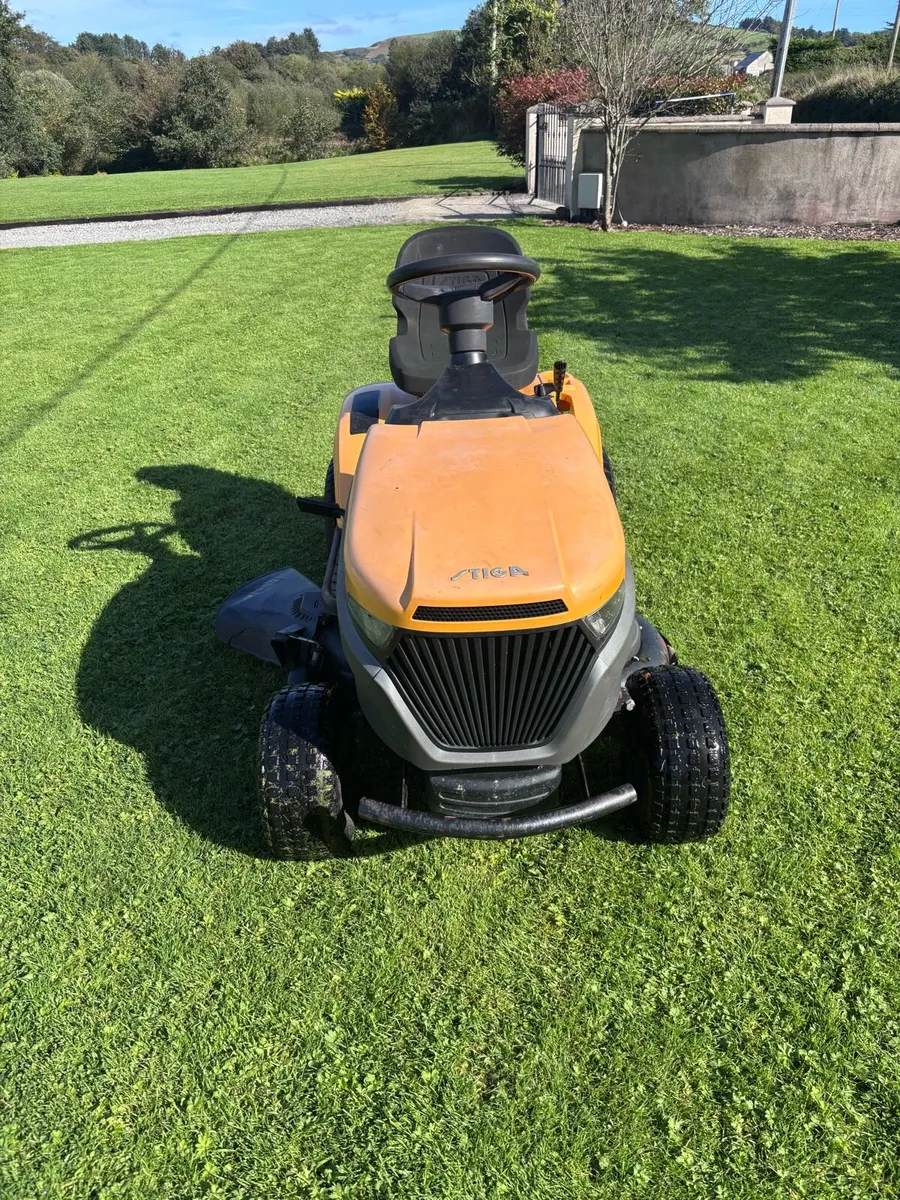 Ride On Lawnmower - Image 3