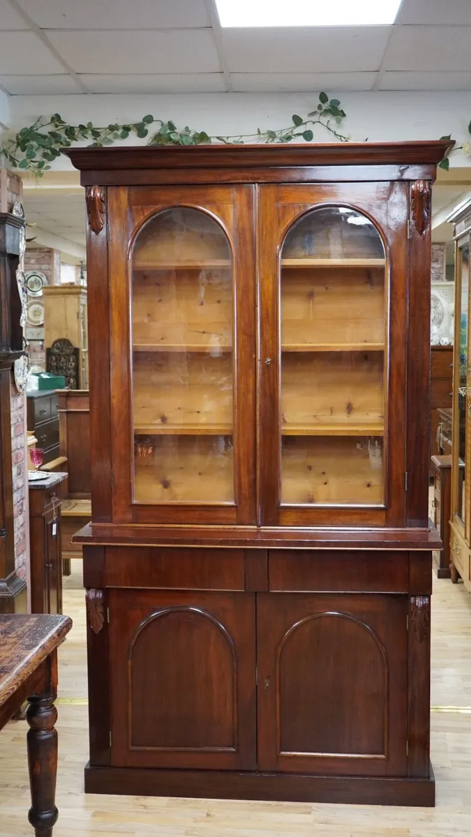 Antique Mahogany Bookcase / Display Cabinet - Image 2