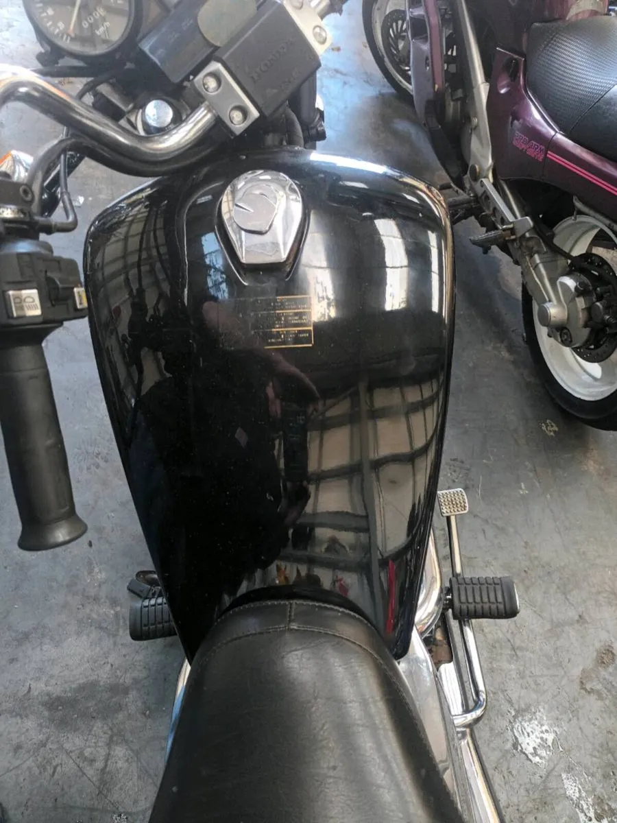 Breaking!!!! Honda VT500 Shadow 1983 - Image 3