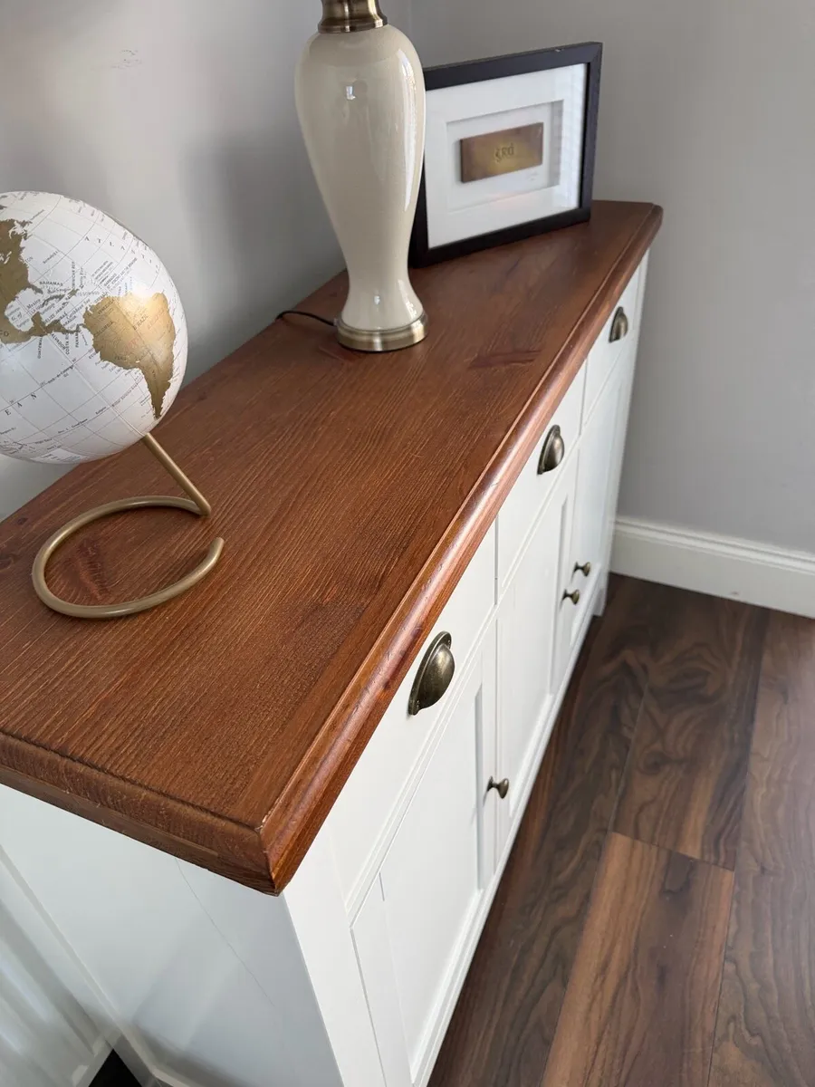 Laura James Chatsworth Sideboard - Image 3