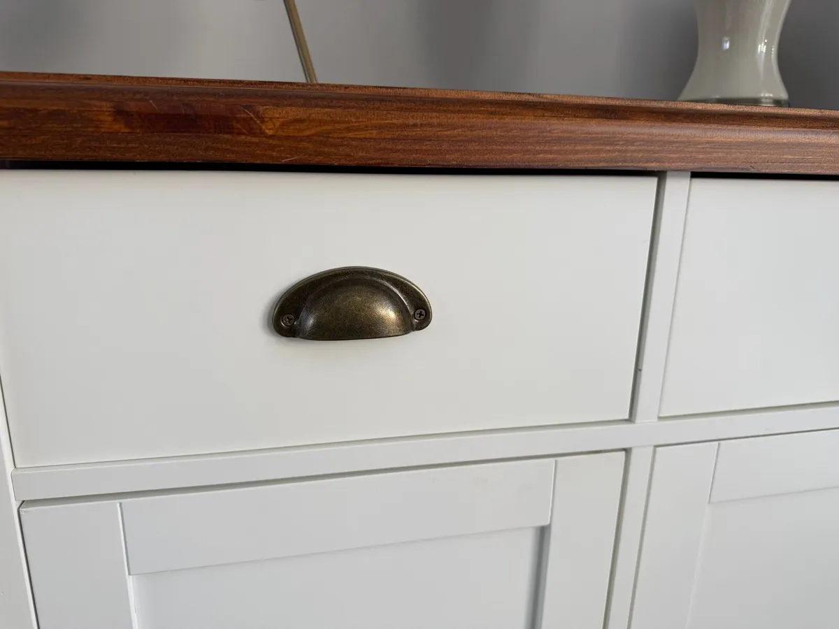 Laura James Chatsworth Sideboard - Image 4