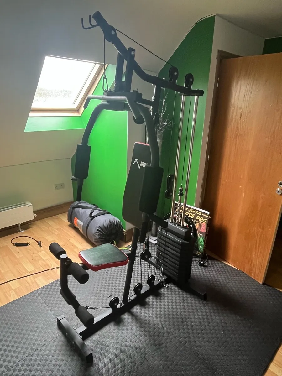 Gym equipment - Image 1
