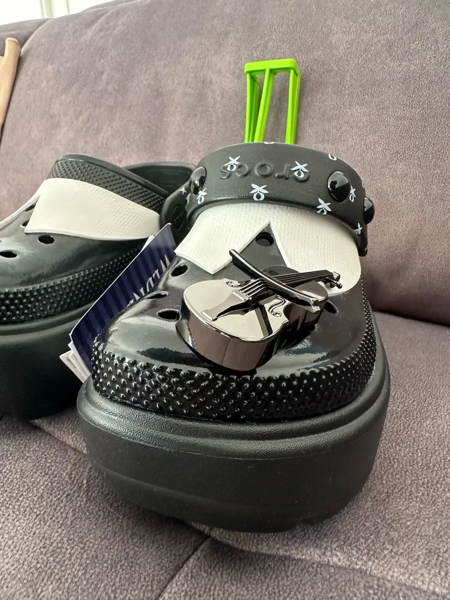 NEW RARE Crocs Wednesday stomp clog in black 5-7 - Image 2