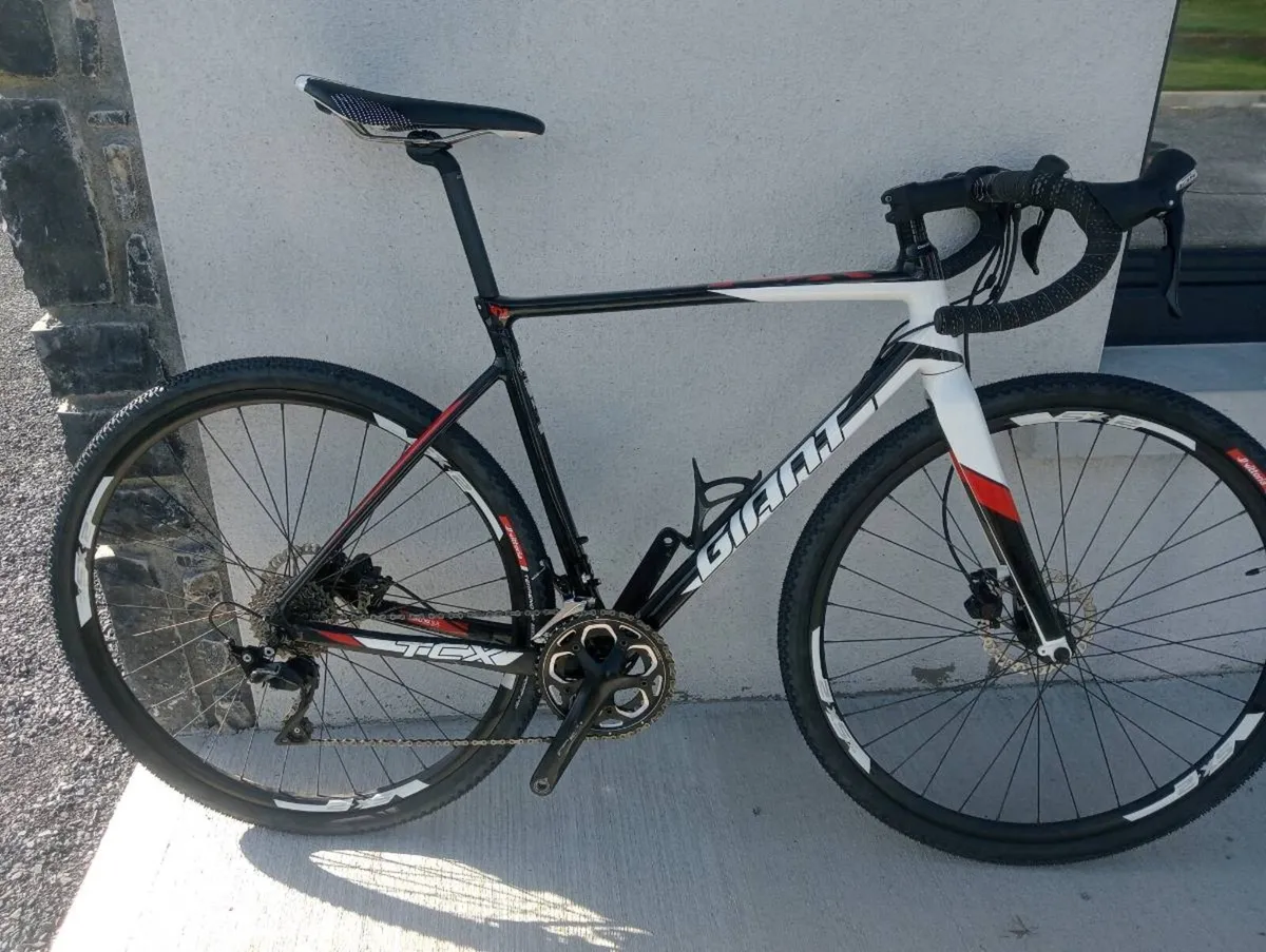 Gravel bike - Image 1