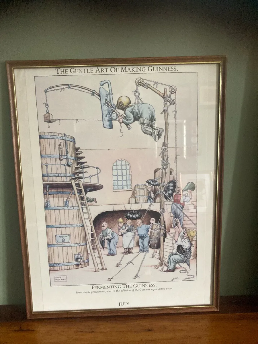 Guinness pub Memorabilia - Image 4