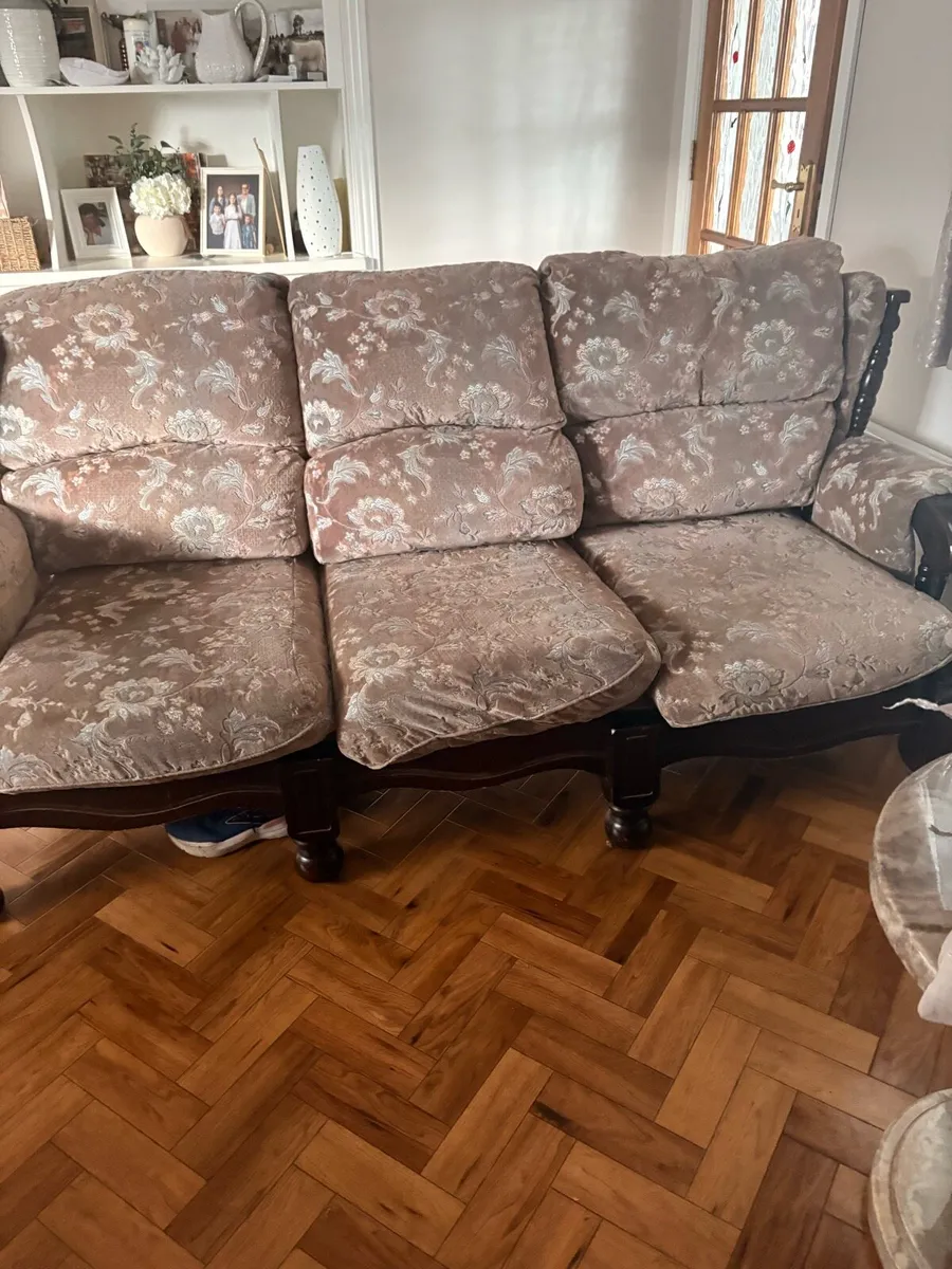 3 seater + 1 seater living room sofa - Image 1
