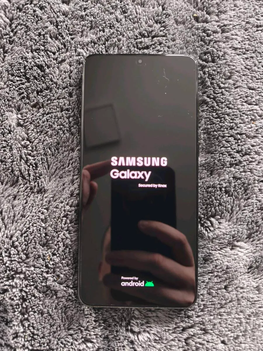 Samsung Galaxy s21 - Image 3