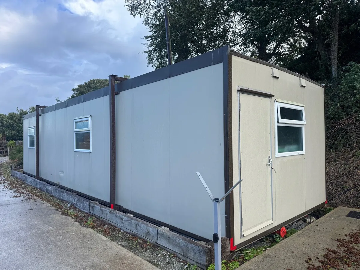 40ft x 12ft Modular Cabin / Site Office - Image 4