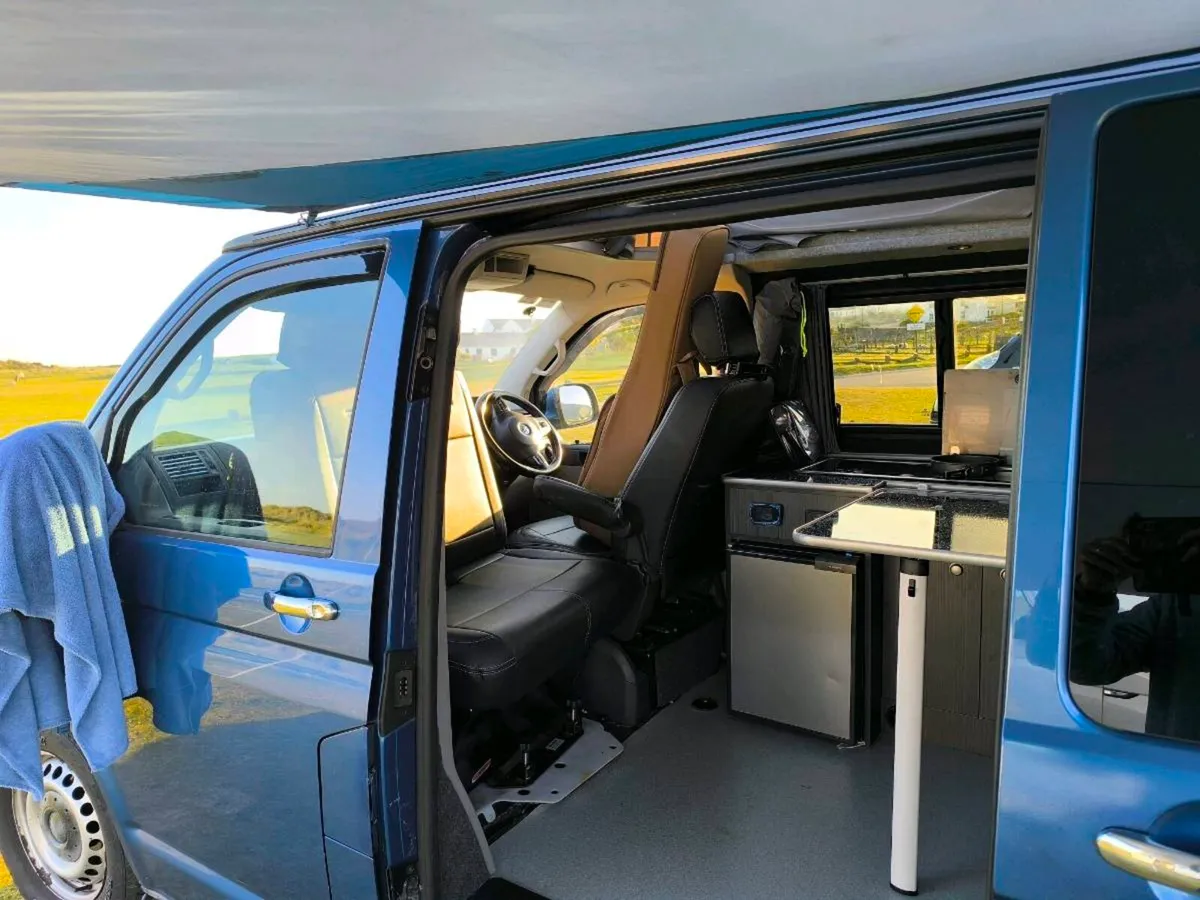 Vw t5.1 campervan - Image 4