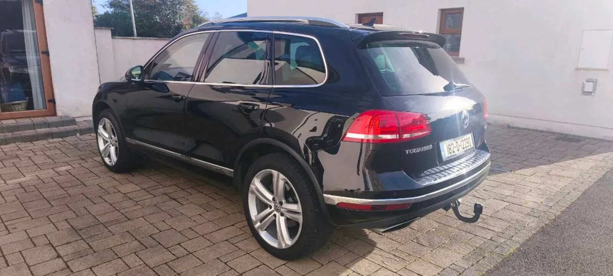 182 VW Touareg V6 Crewcab - Image 3