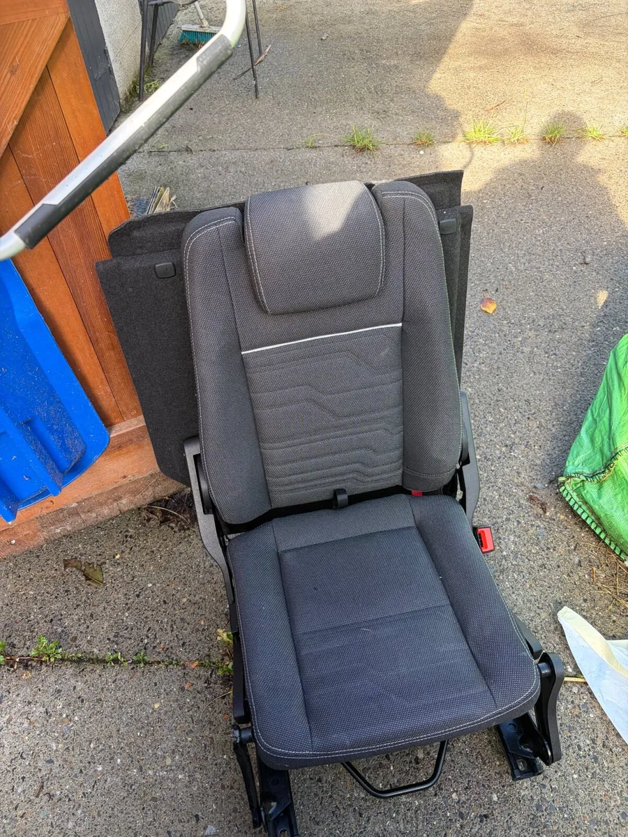 Car 3rd seat row for ford turneo 2914 - Image 3