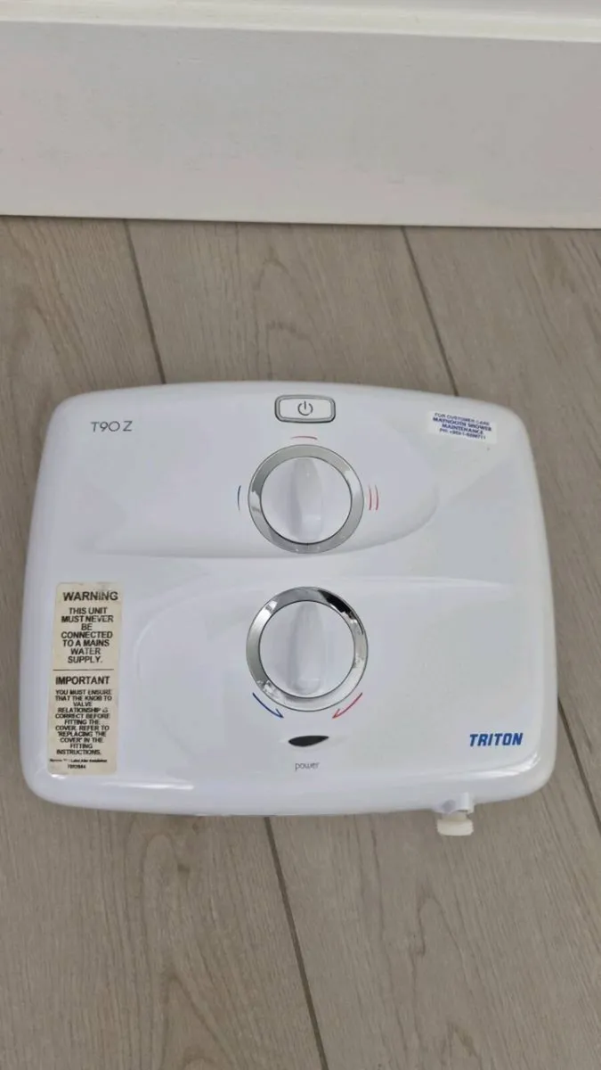 Triton T90z Electric Shower - Image 1