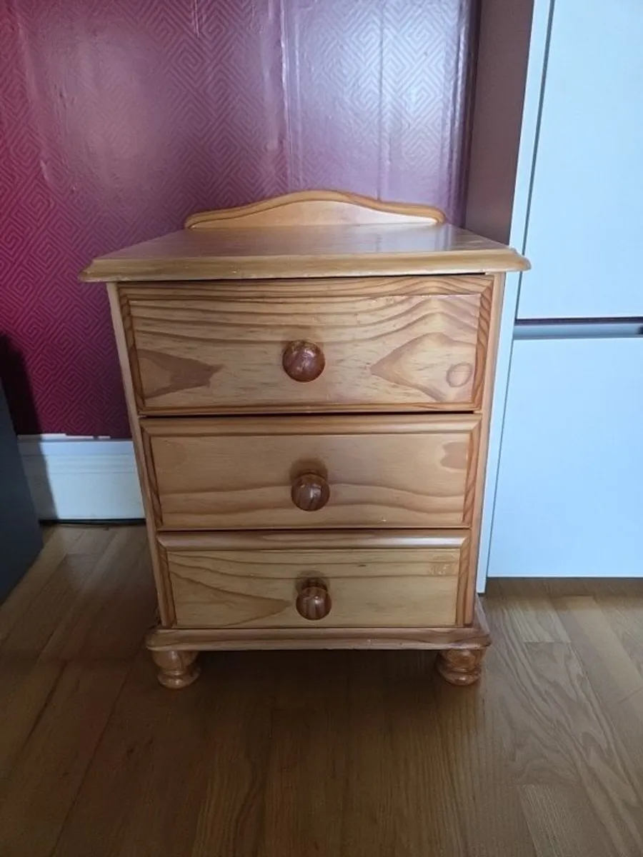classic solid pine wood bedside locker - Image 1