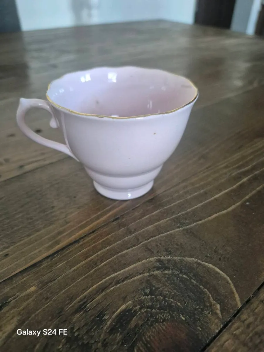 Vitage Pink Vogue Bone China Tea Set - Image 4
