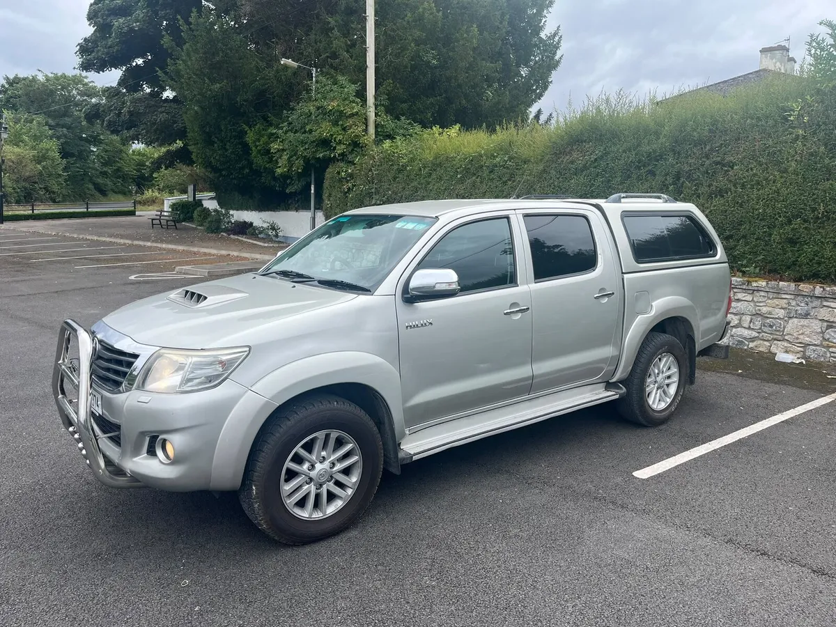 142 Toyota Hilux 3.0 D4D - Image 3
